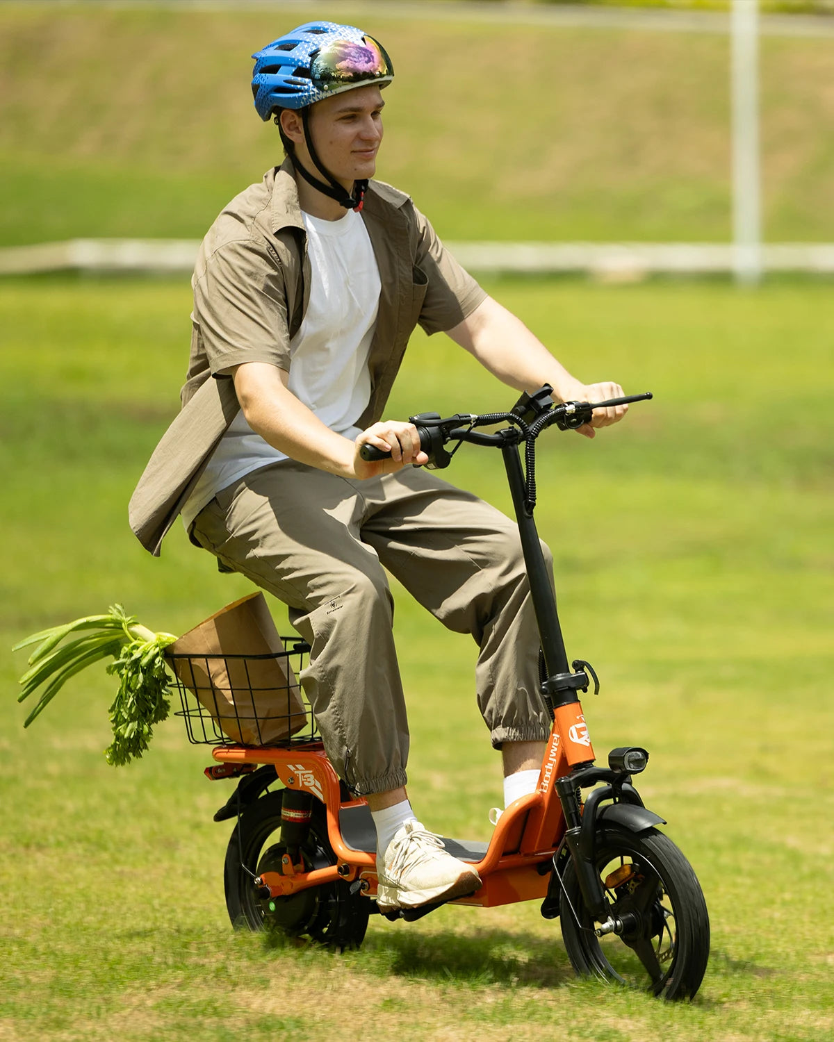 1000W adult electric scooter,31 miles 20 MPH equipped with 14 inch tires, Foldable E Scooter with Basket Bodywel T3